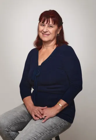 Iva Holá